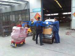 福瑞得機(jī)械座駕壓路機(jī)，手扶壓路機(jī)包裝發(fā)貨