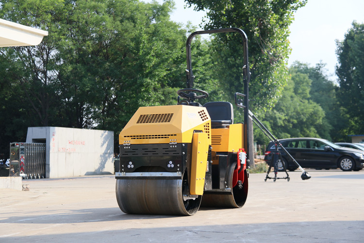 “明星款”小型壓路機(jī)，讓大家的選擇不再“迷路”！